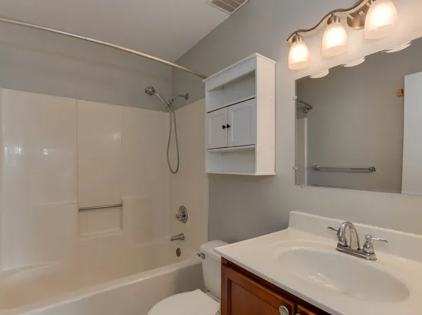 3948 Dupree Ln, Virginia Beach, VA 23456