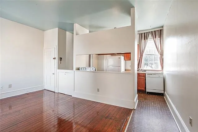 1026 Dumaine Street - 3A — Photo 2