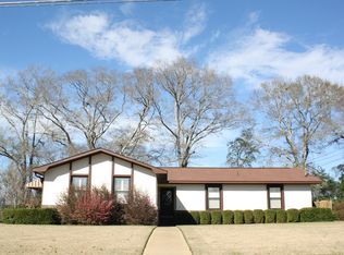 1018 Circleview Dr, Dothan, AL 36301