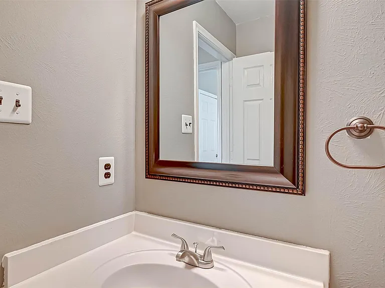 20227 Enchanted Rose Ln — Photo 31