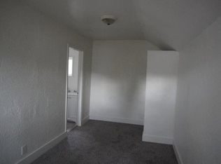 3960 University St, Eugene, OR 97405