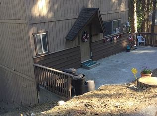 776 Big Oak Rd, Crestline, CA 92325