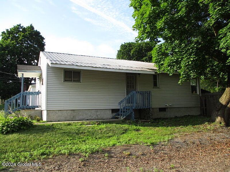 3rd image of 22 Haskell Avenue
