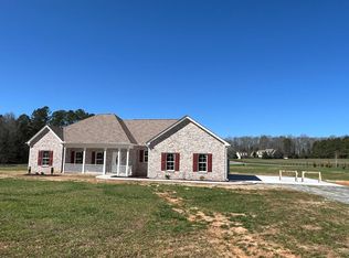 422 Casey Rd, Woodruff, SC 29388