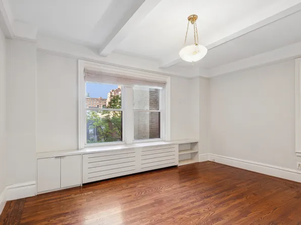 515 West End Avenue image 14 of 15