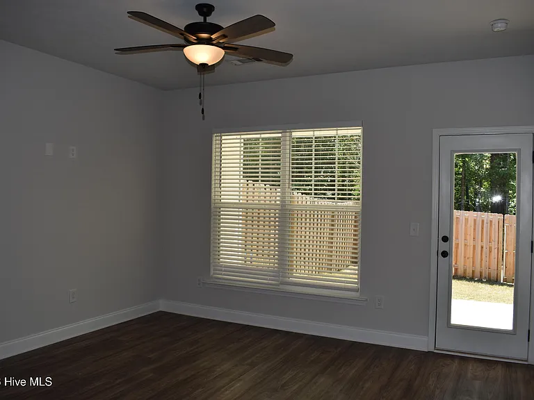 4164 Beautiful Pond Park — Photo 9