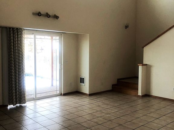 5th image of 13862 N Cassia St #2