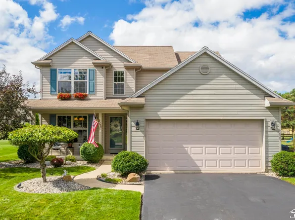 364 Sunfish Ln, Temperance, MI 48182