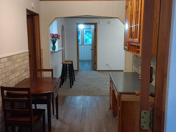 3rd image of 1606 Blair Ave #2