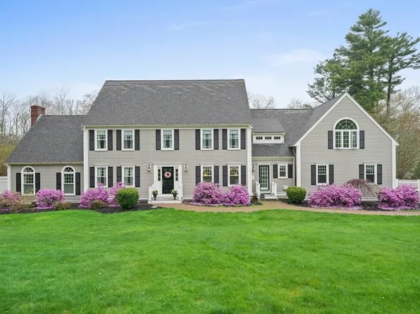 158 Tack Factory Pond Dr, Scituate, MA 02066