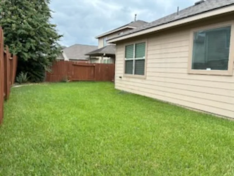 7042 Windy Run Ct — Photo 31