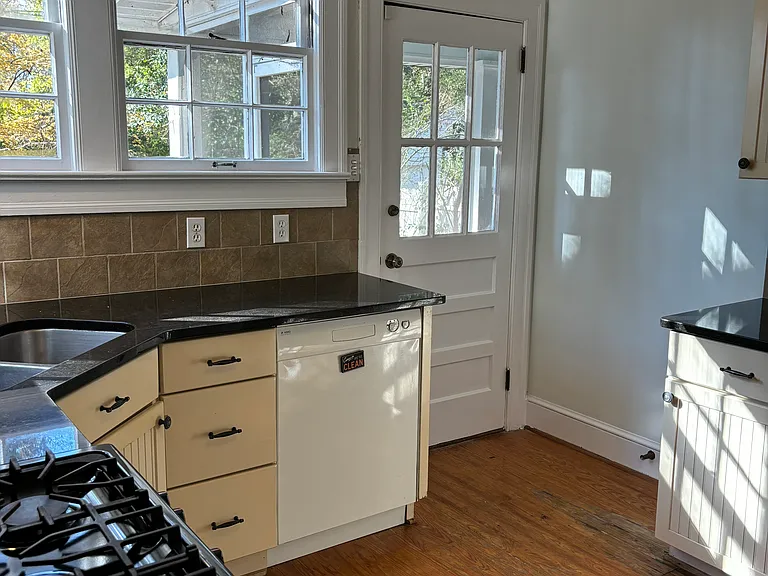 7 Virginia Cir SW — Photo 9