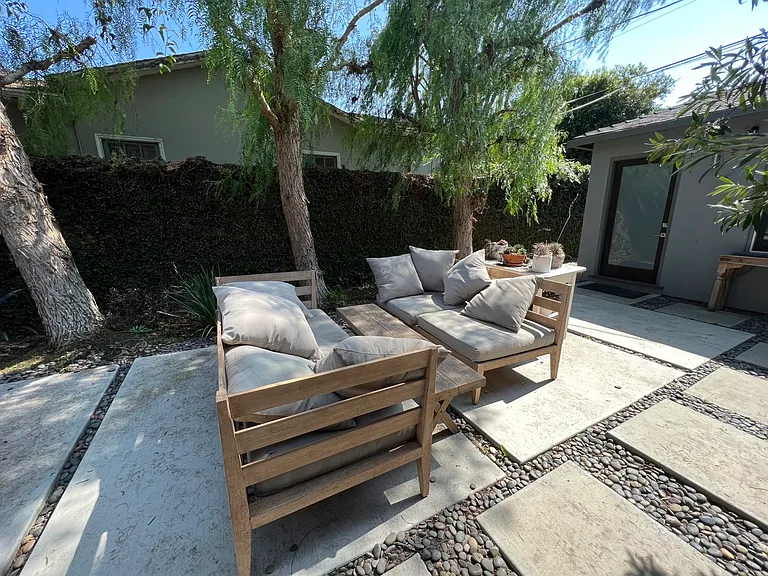 4161 Beethoven St — Photo 40