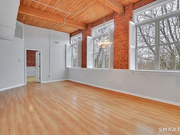 3rd image of 319 New Britain Road #323