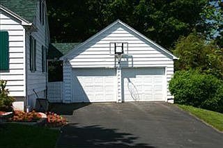 4th image of 60 Campmeeting St