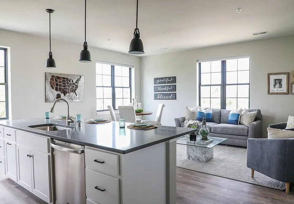 Lamphouse Apartments