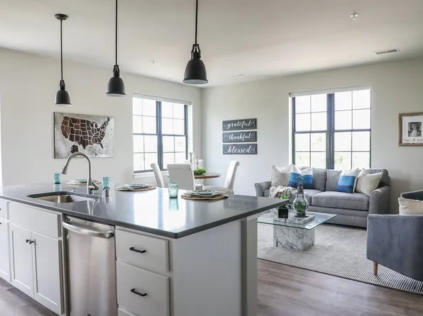 Lamphouse Apartments