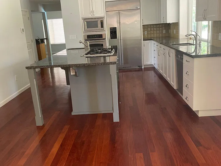 2032 Twin Ct — Photo 1