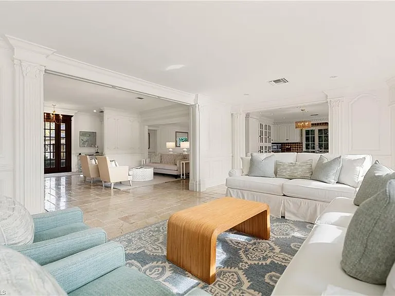 1060 Galleon Dr — Photo 13