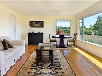 3rd image of 2101 Cipriani Blvd