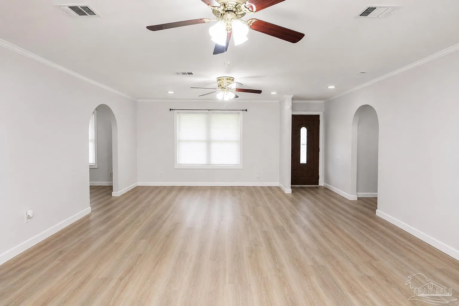 4 bed, 1882 sqft, $2,150 — Photo 3