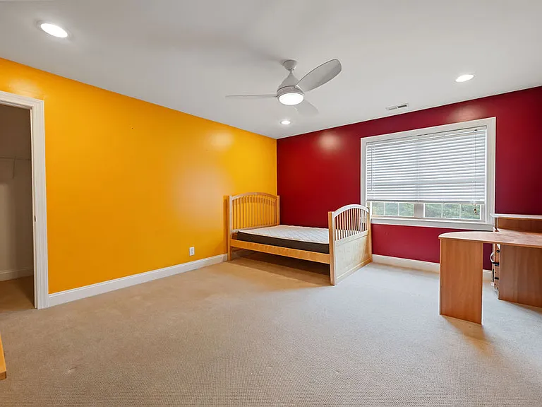 2701 Logan Estates Run — Photo 21