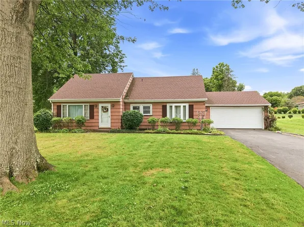 2325 North Rd NE, Warren, OH 44483