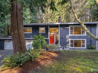 4230 NE 197th St, Lake Forest Park, WA