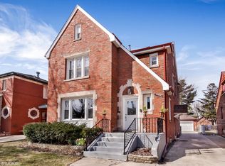 9542 S Oakley Ave, Chicago, IL 60643