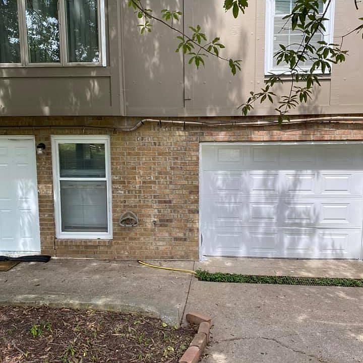 1st image of 3906 E 123rd Ter APT B