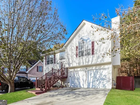 5539 Sapphire Cir, Ellenwood, GA 30294