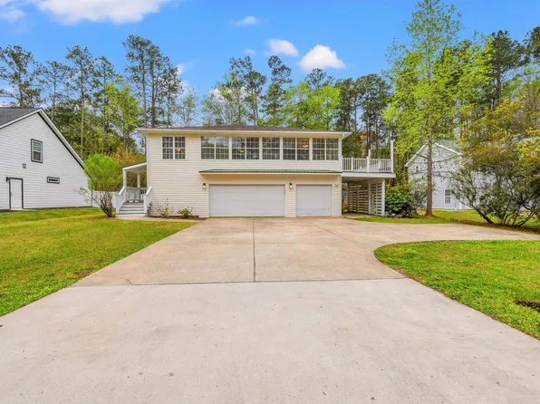 1015 Hagley Dr., Pawleys Island, SC 29585