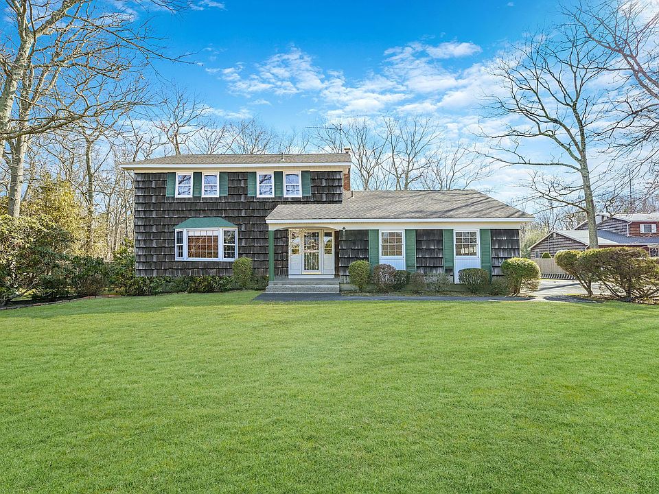 141 Pine St, East Moriches, NY 11940 MLS 373901 Zillow
