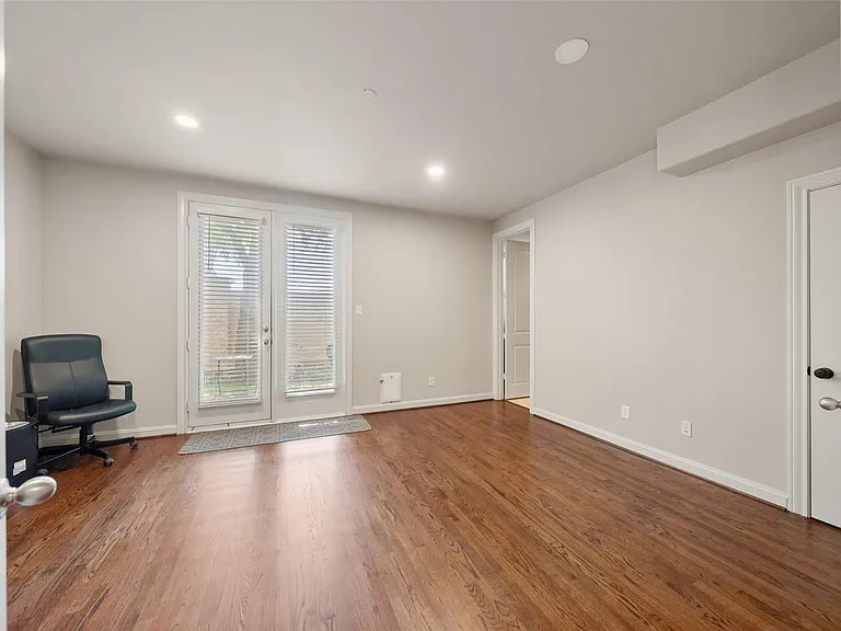 1629 Upland Lakes — Photo 18