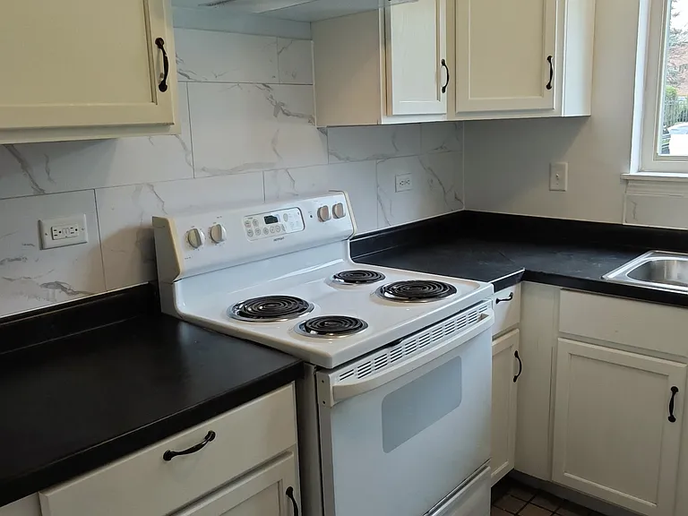 14745 Kilpatrick Ave #1W — Photo 13