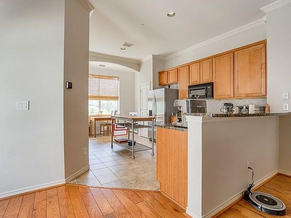 4th image of 4315 Holland Ave APT 14