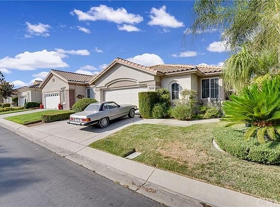 3rd image of 556 Brooklawn Dr