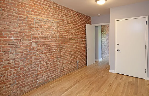 Rented by NAN Enterprise LLC | media 24