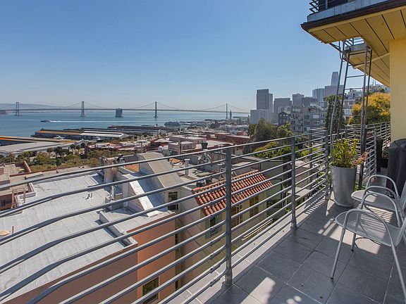 3rd image of 1440 Montgomery St #32A