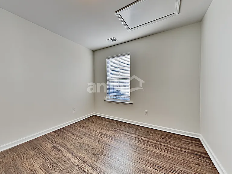 1506 Sanborll Landing Dr — Photo 14