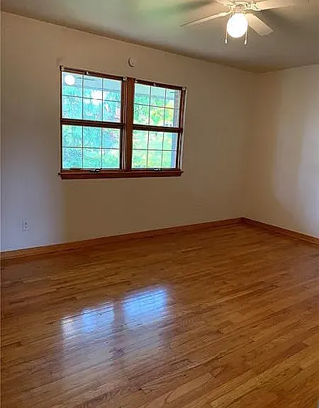 107 Country Club Ln #4 — Photo 3