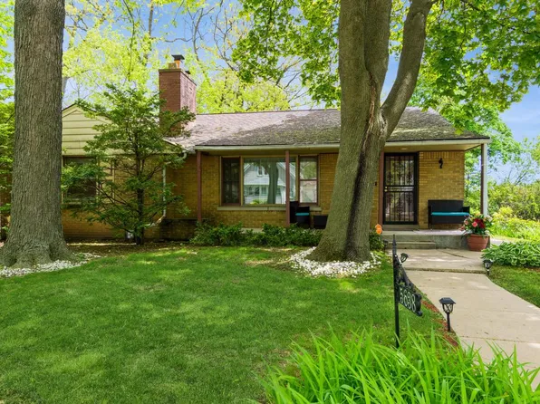 5638 N 35th STREET, Milwaukee, WI 53209