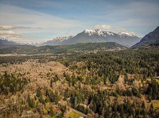 4 SE Edgewick Rd, North Bend, WA 98045