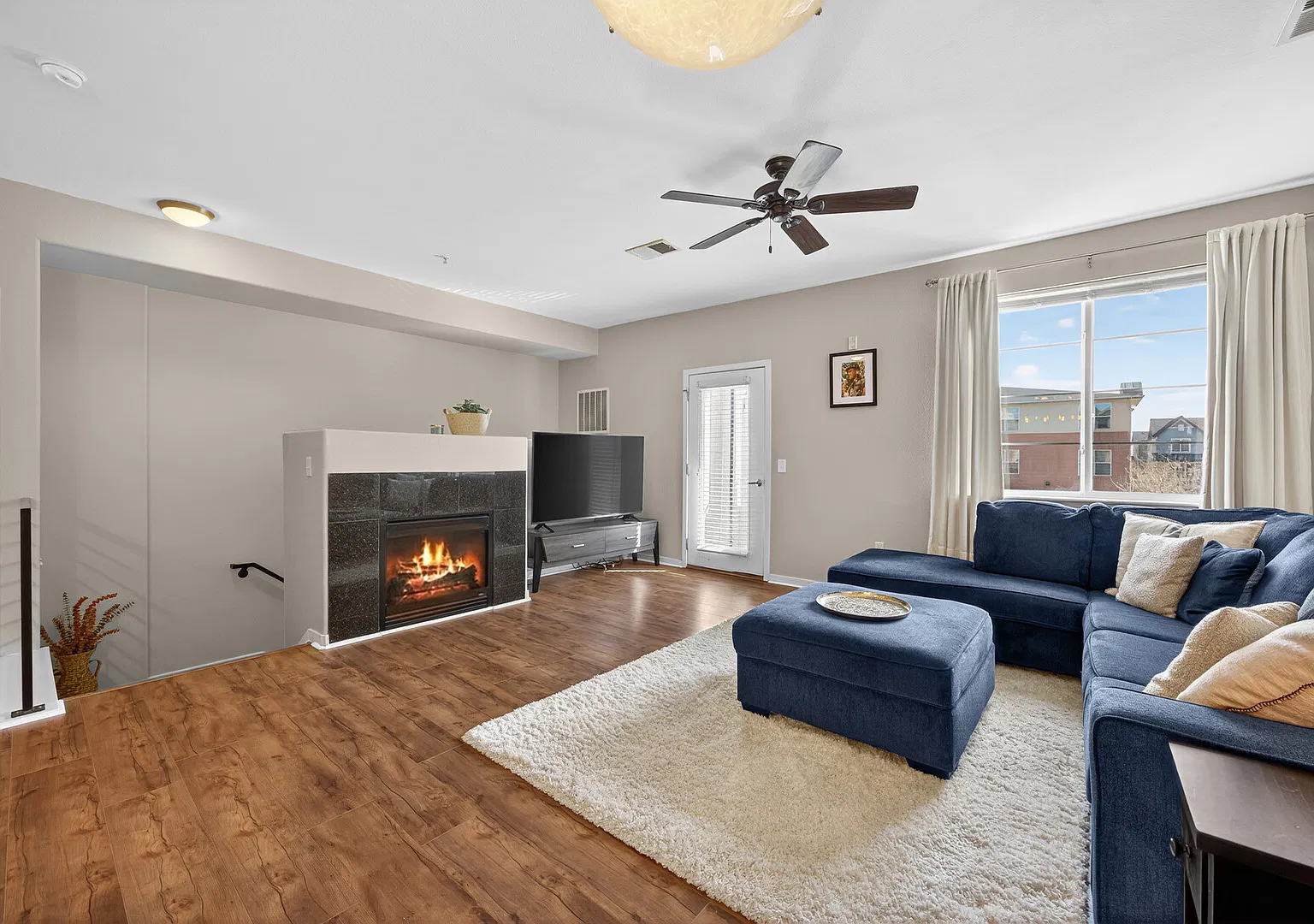 Fully Furnished 2 Bed / 3 Bath Condo For Rent - Park Hill Denver, Co! — Photo 3