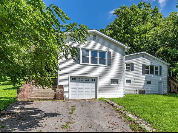 130 Kings Mill Rd, Danville, KY 40422