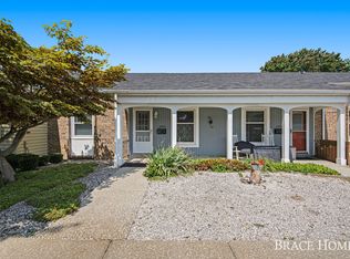 695 Carriage Ln #76, Jenison, MI 49428