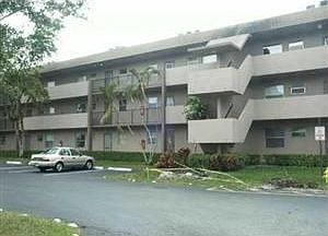 5th image of 8421 Lgs De Cmpo Blvd APT 209