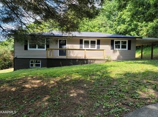 123 Elliott St, Harriman, TN 37748