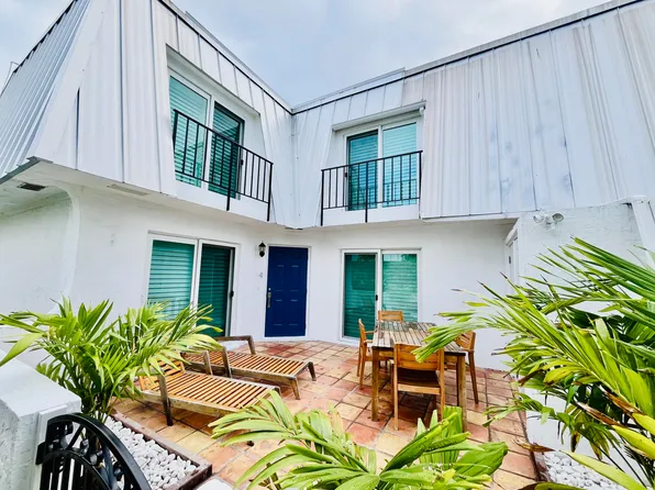 106 Linda Ln APT 4, Palm Beach Shores, FL 33404