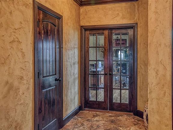 5th image of 3105 Brush Arbor Dr